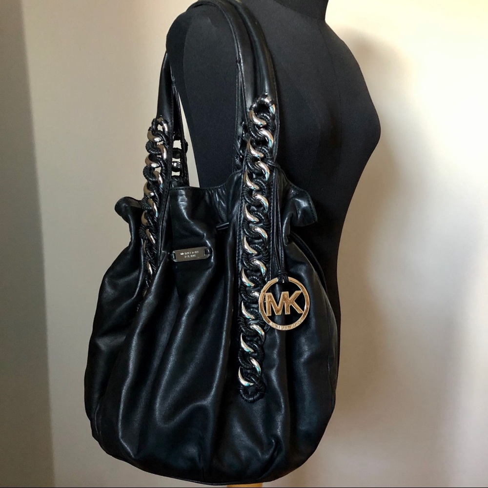 Michael Kors shoulder bag or tote